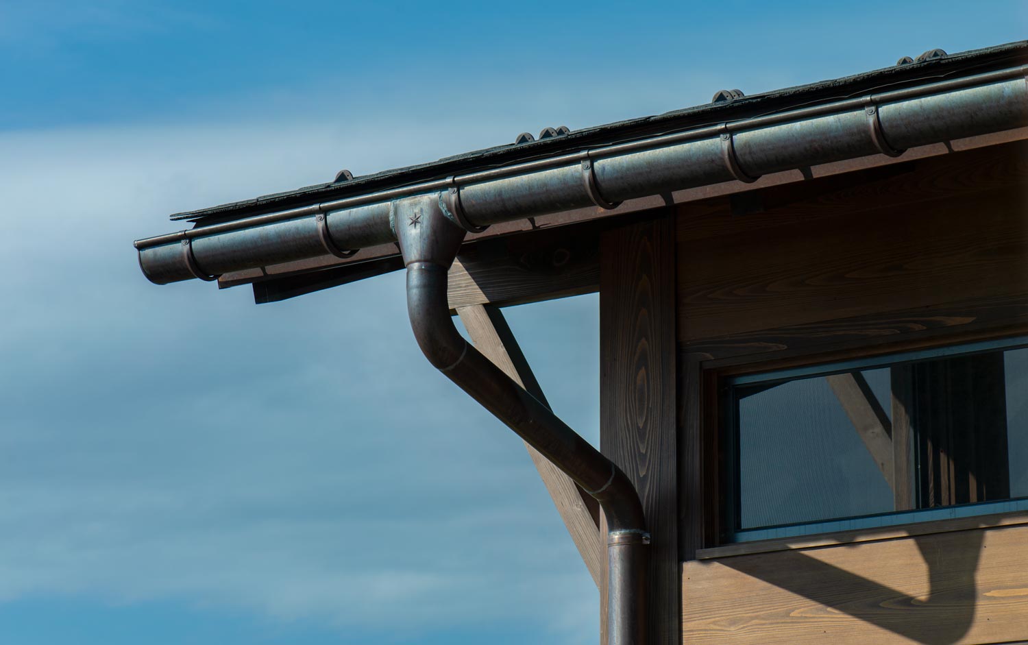 WG1-TaconicLodge-GutterDetail-SCN_8458