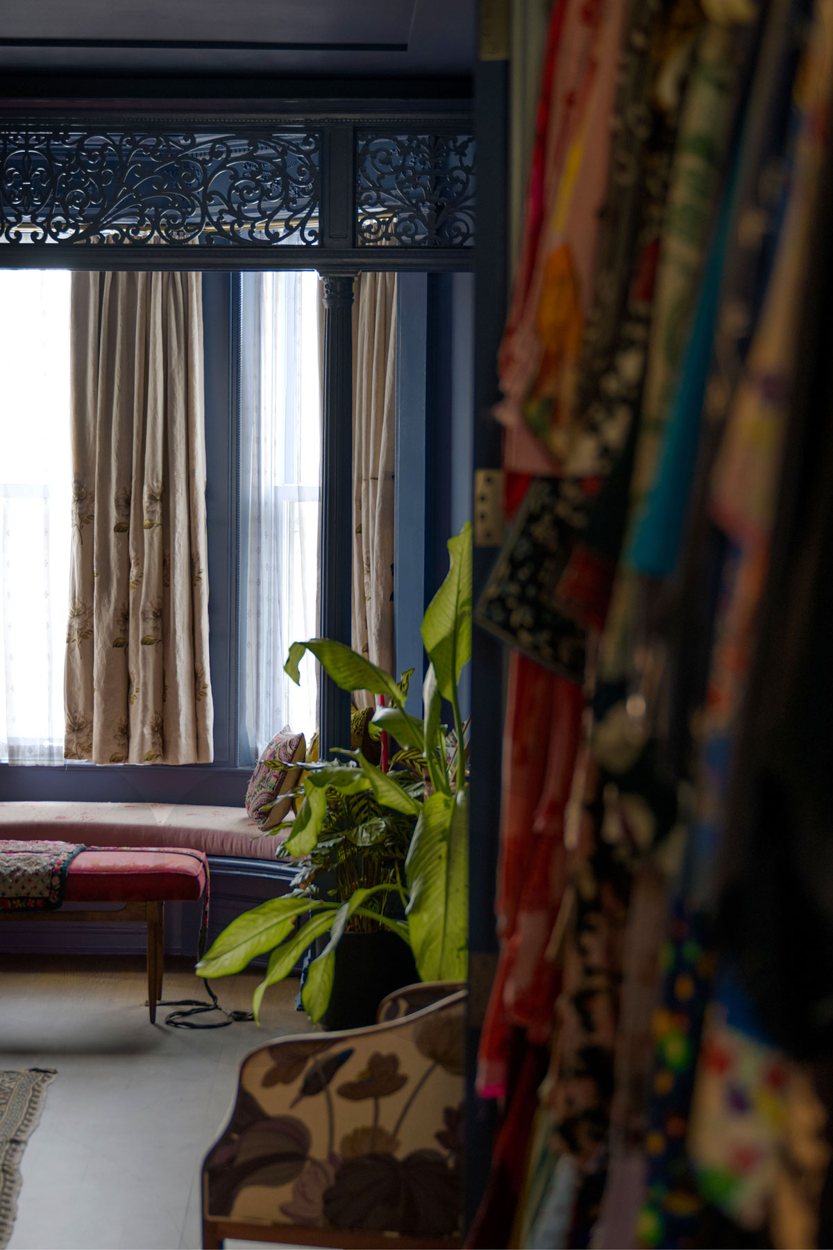WG1-390Stuyvesant-MasterBedroomFromCloset-SCN3584-Triptich